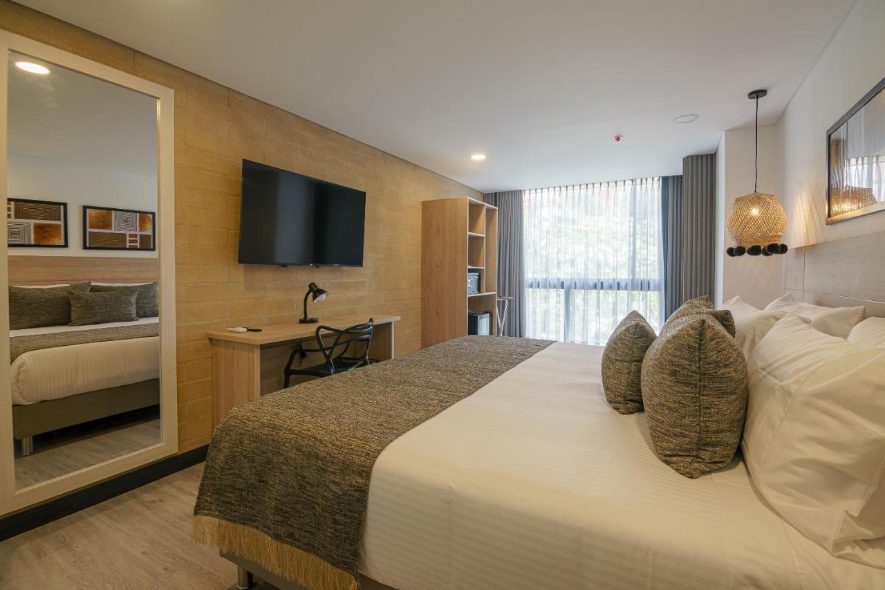 מדיין First Class Hotel מראה חיצוני תמונה