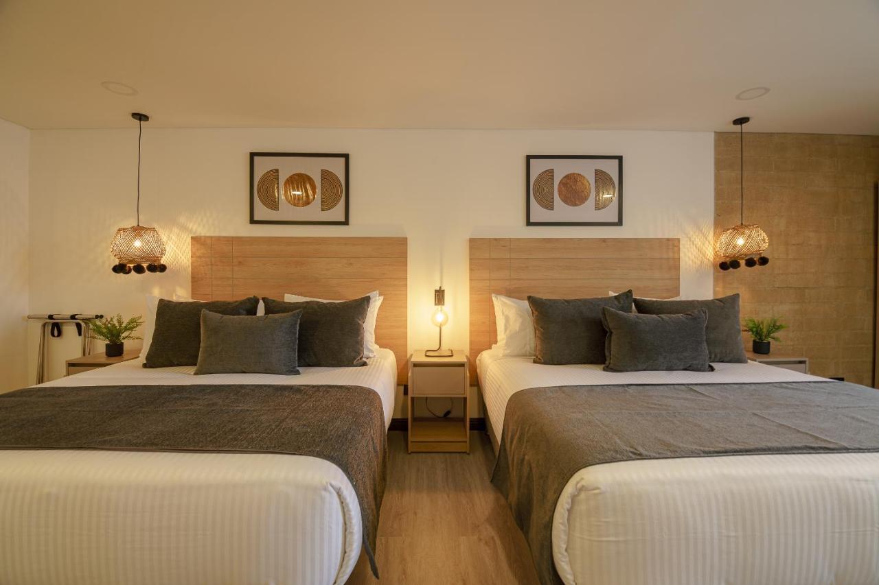 מדיין First Class Hotel מראה חיצוני תמונה
