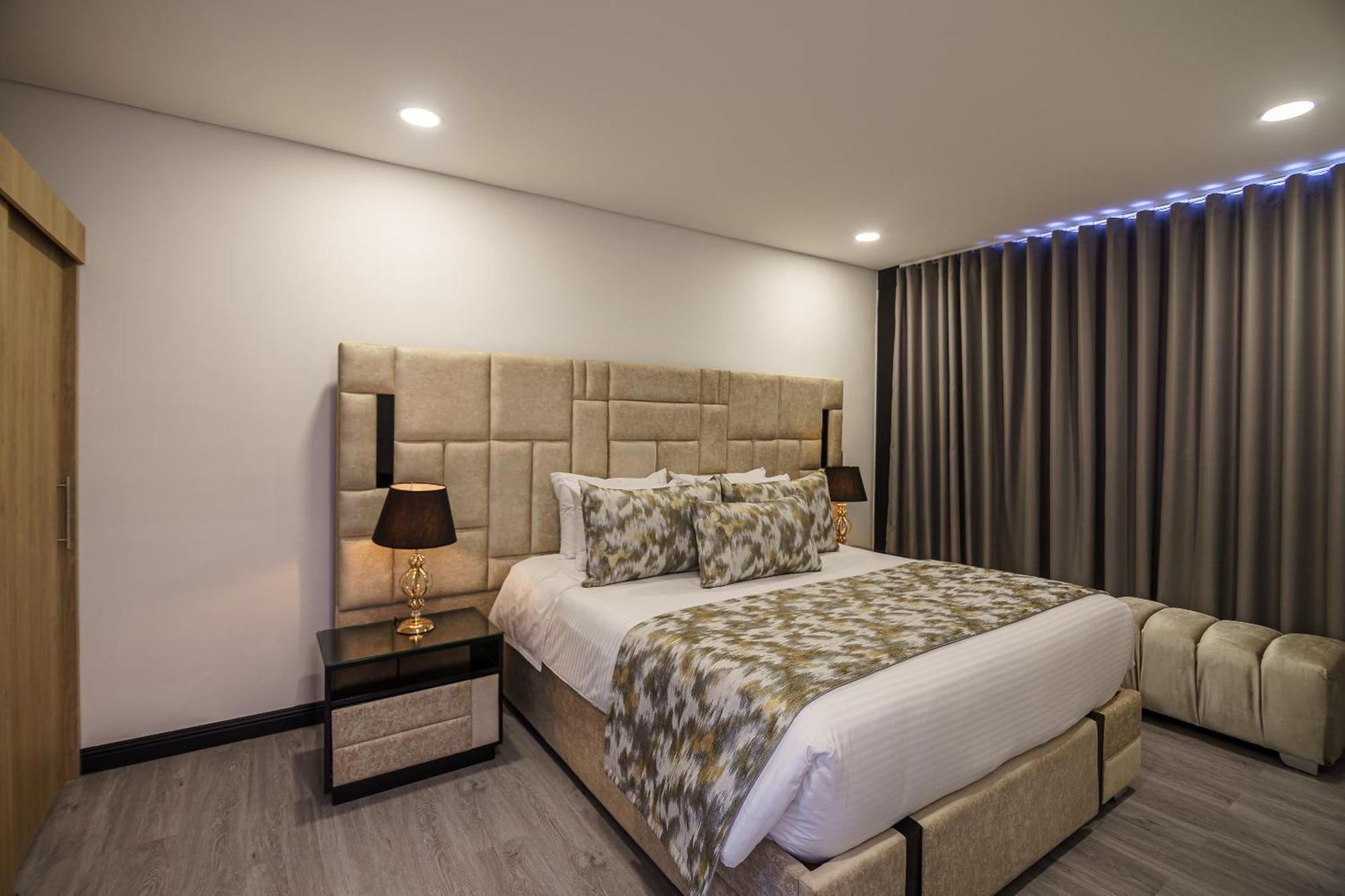 מדיין First Class Hotel מראה חיצוני תמונה