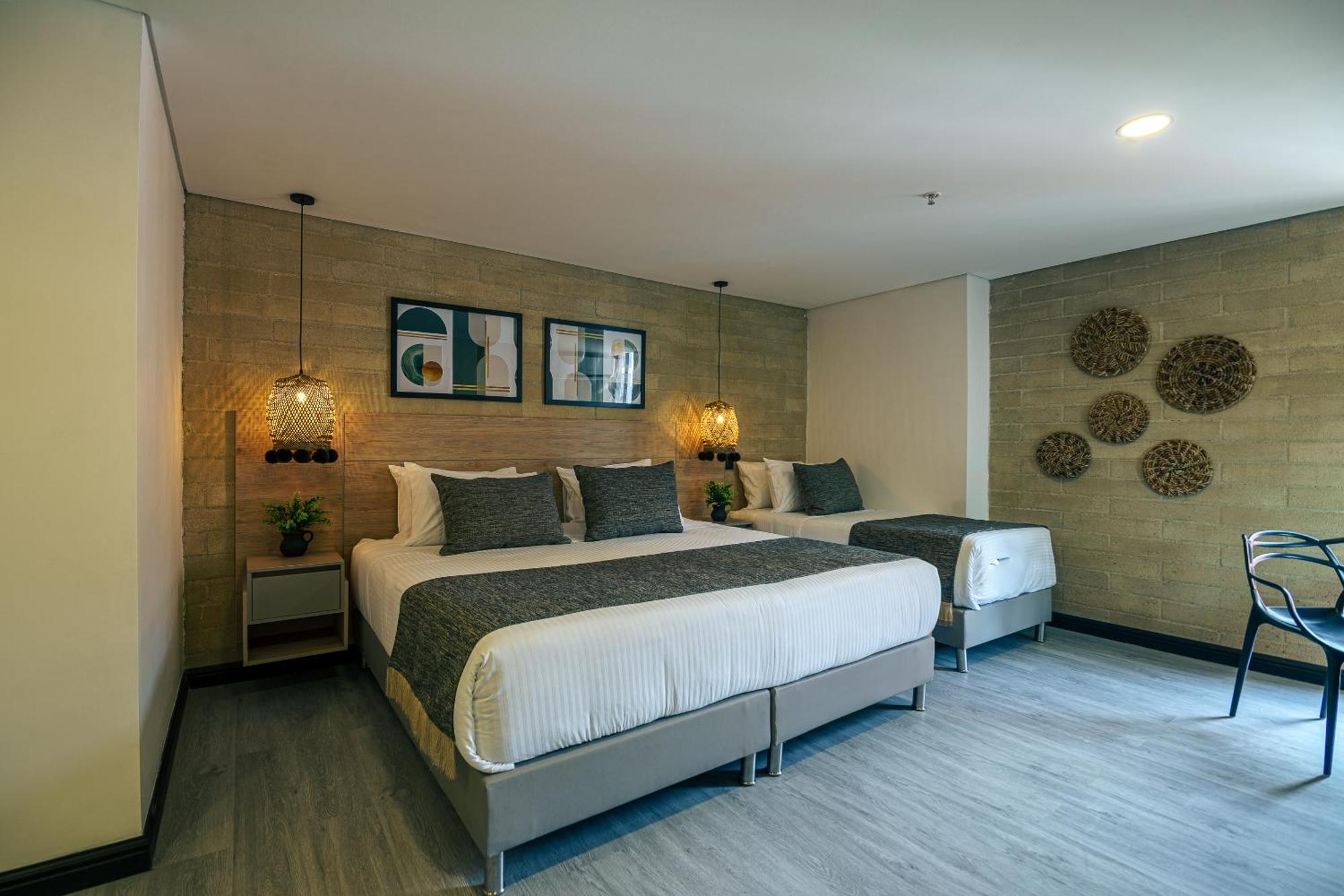 מדיין First Class Hotel מראה חיצוני תמונה