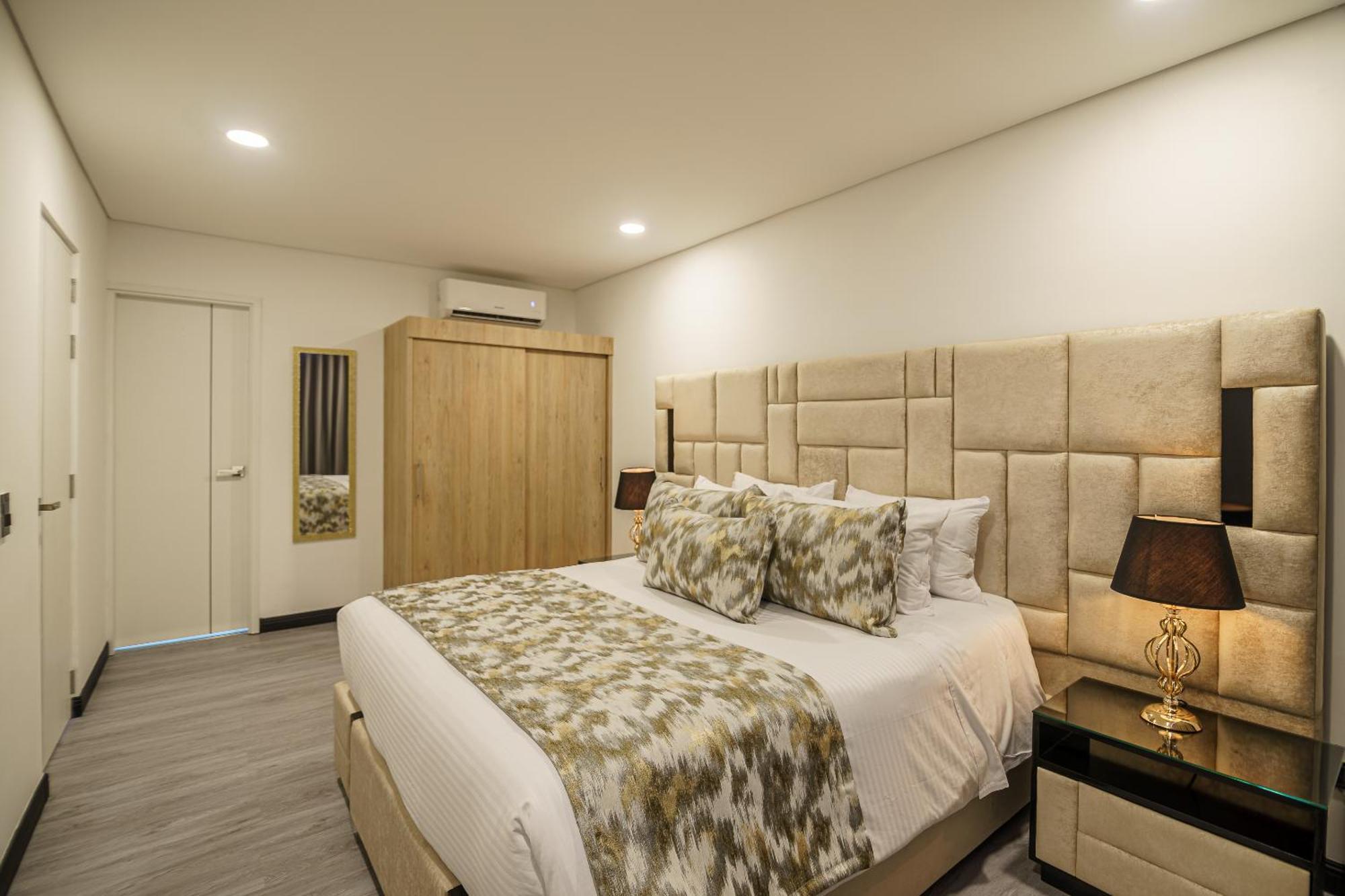 מדיין First Class Hotel מראה חיצוני תמונה